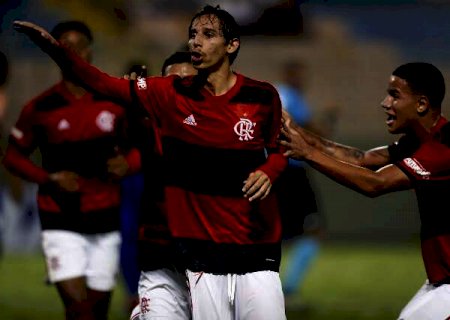 Flamengo massacra por 10 a 0 na estreia da Copinha