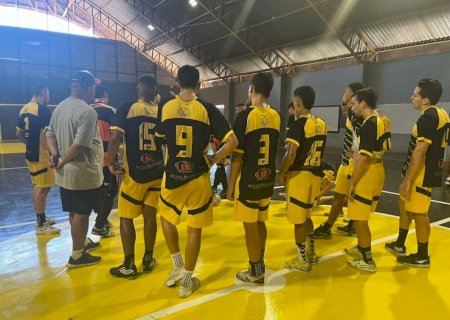 Time se prepara em Dourados para representar MS no Brasileiro de Futsal